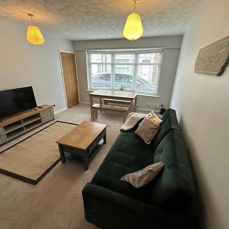 Cosy, 2 Bedroom Cottage In Guisborough Town Centre 외부 사진